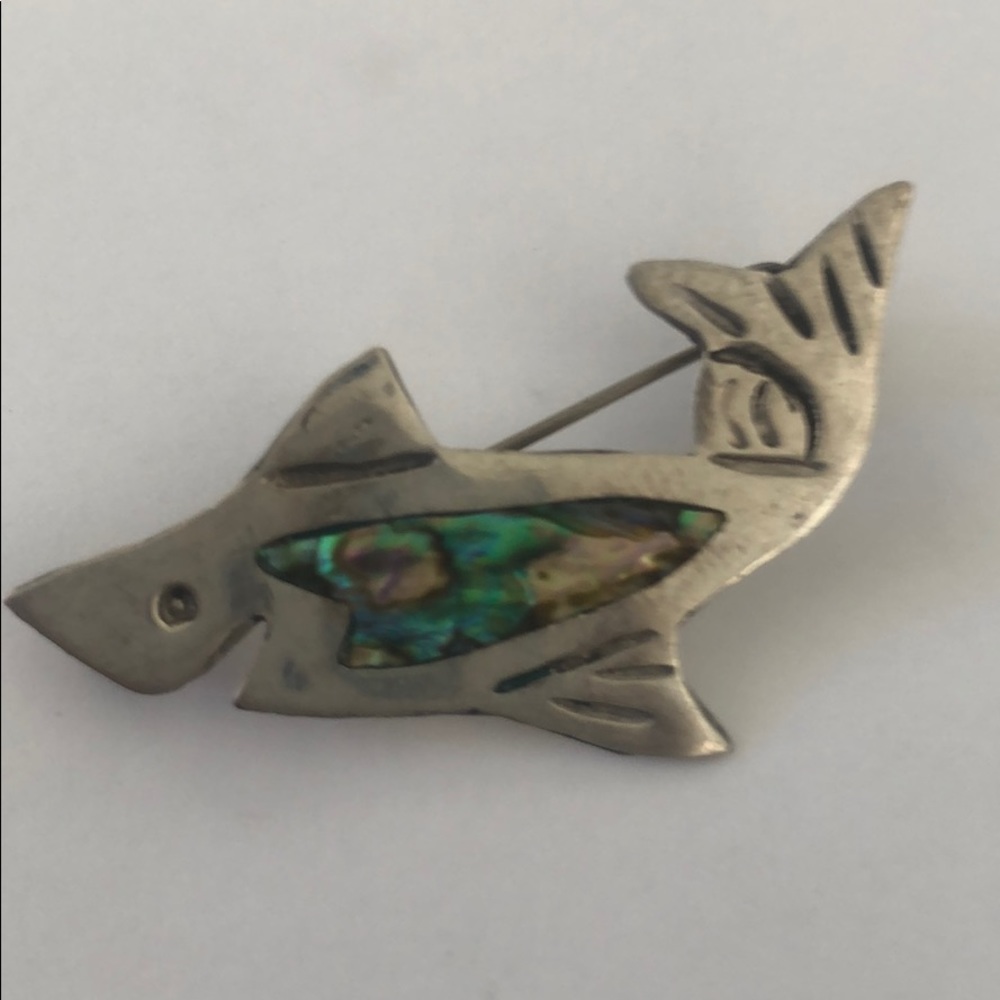 Sterling Silver Abalone Shark Pin Mexico Taxco - Picture 6 of 7